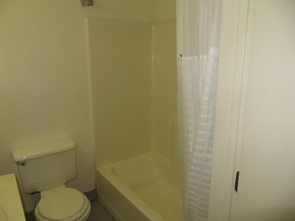 Super 8 By Wyndham Hollywood/la Area 2*